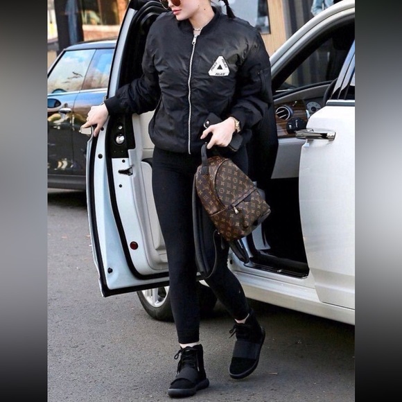 ❤️AUTH. Louis Vuitton Palm Springs Backpack Monogram Canvas PM❤️ - Picture 11 of 12